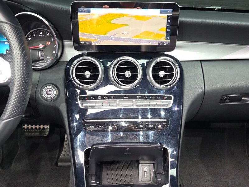 2019 Mercedes-Benz C-Class C200 Cabriolet photo 13