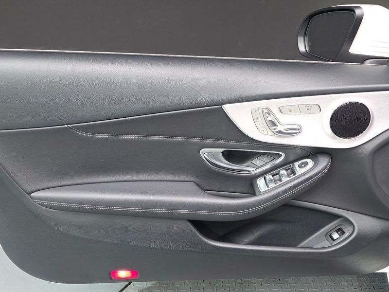 2019 Mercedes-Benz C-Class C200 Cabriolet photo 25