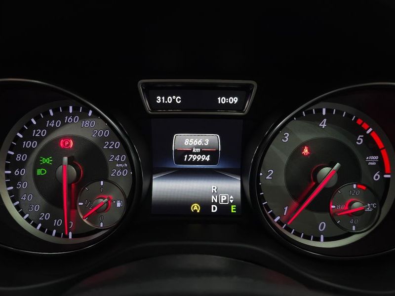2015 Mercedes-Benz A-Class CLA200 CDI photo 8