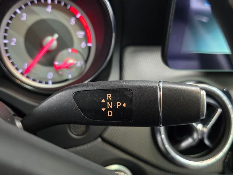 2015 Mercedes-Benz A-Class CLA200 CDI photo 9