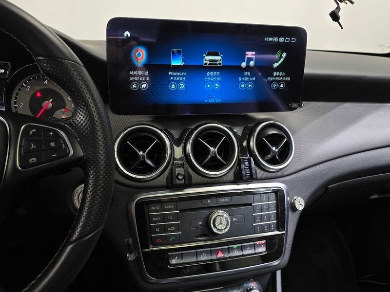 2015 Mercedes-Benz A-Class CLA200 CDI photo 16