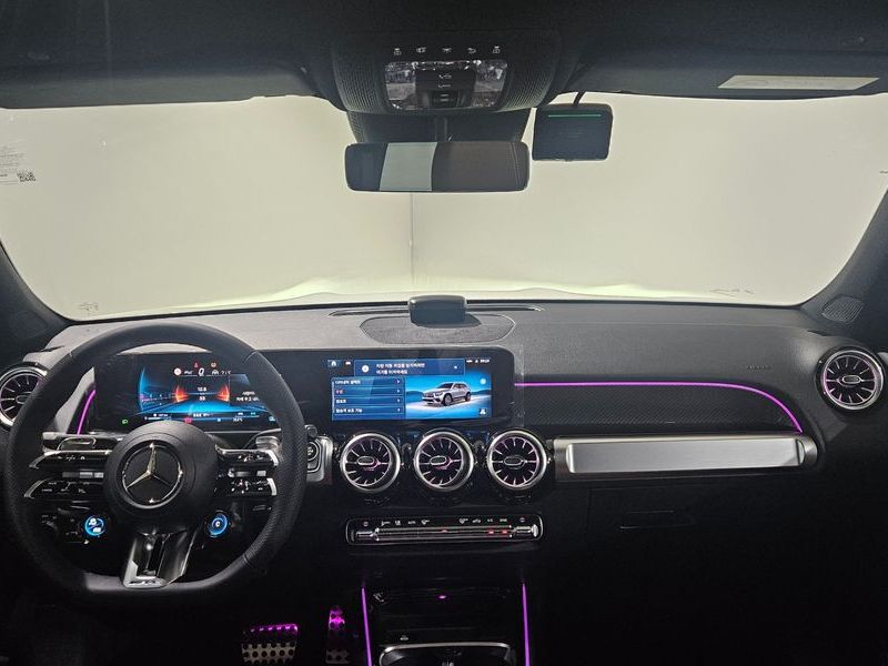 2025 Mercedes-Benz B-Class AMG GLB35 4MATIC photo 12