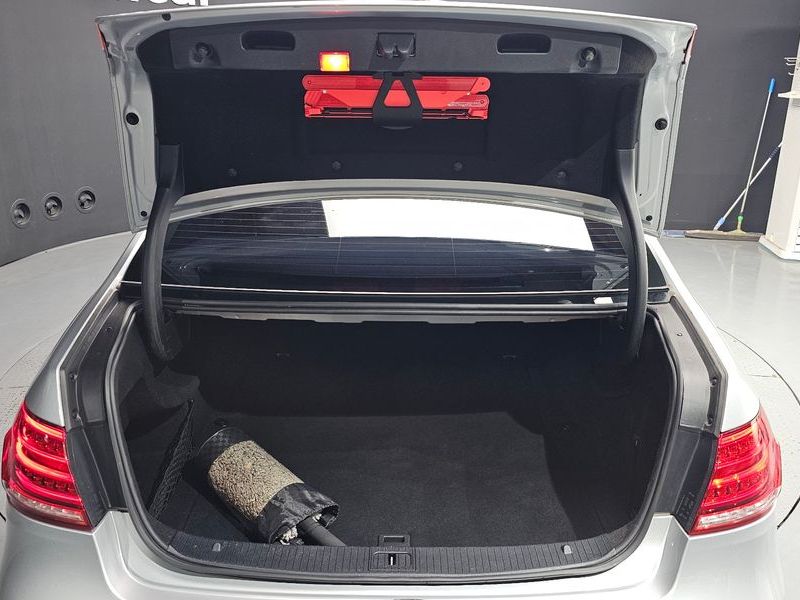 2014 Mercedes-Benz E-Class E220 CDI Avantgarde photo 20
