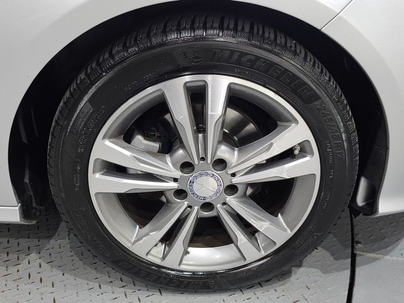 2014 Mercedes-Benz E-Class E220 CDI Avantgarde photo 21