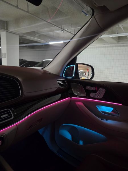 2026 Mercedes-Benz S-Class Maybach GLS600 4MATIC photo 7