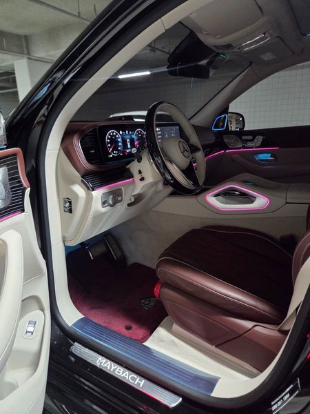 2026 Mercedes-Benz S-Class Maybach GLS600 4MATIC photo 8