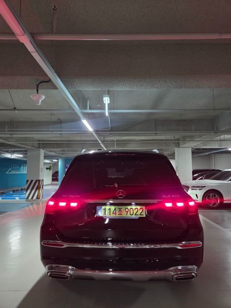 2026 Mercedes-Benz S-Class Maybach GLS600 4MATIC photo 16