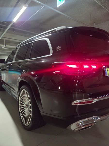 2026 Mercedes-Benz S-Class Maybach GLS600 4MATIC photo 17