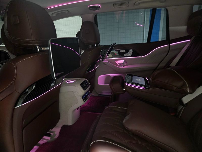 2026 Mercedes-Benz S-Class Maybach GLS600 4MATIC photo 18