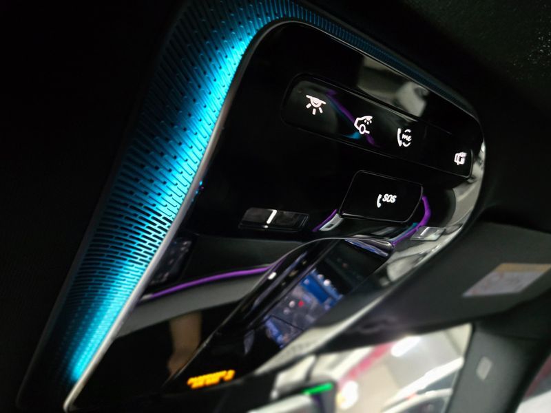 2026 Mercedes-Benz E-Class E200 Avantgarde photo 15