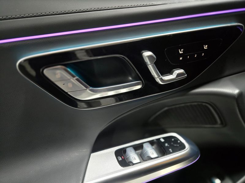 2026 Mercedes-Benz E-Class E200 Avantgarde photo 16
