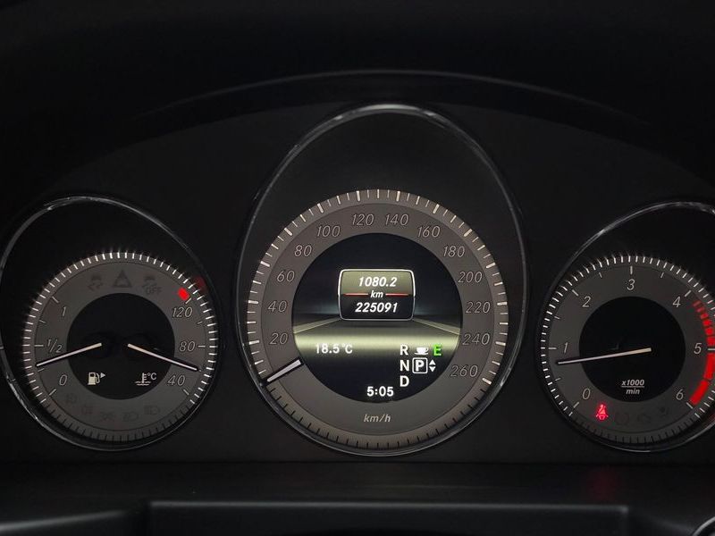 2013 Mercedes-Benz GLK-Class GLK220 CDI Premium photo 8