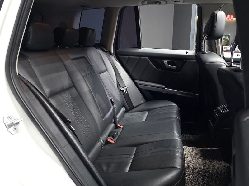 2013 Mercedes-Benz GLK-Class GLK220 CDI Premium photo 12