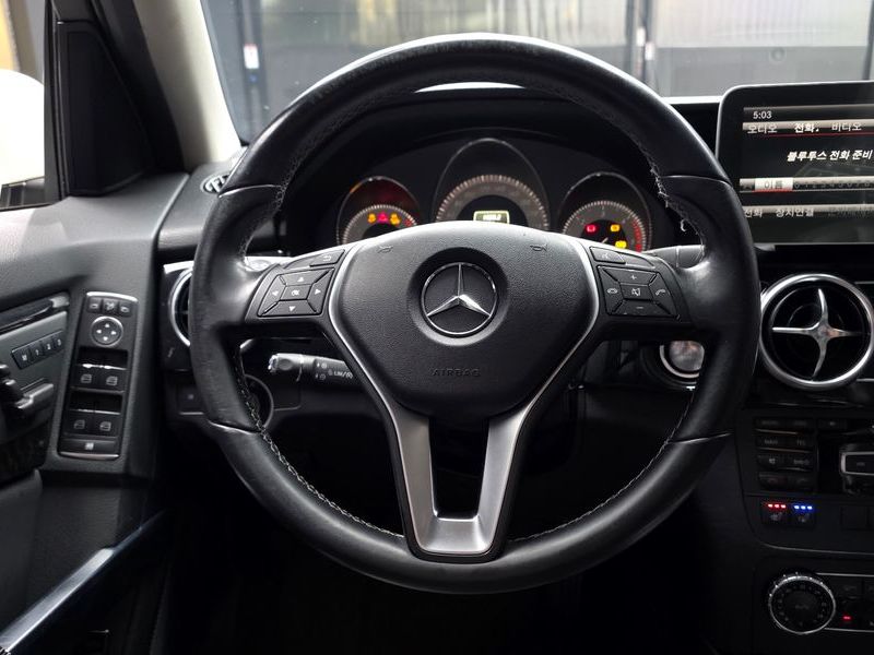 2013 Mercedes-Benz GLK-Class GLK220 CDI Premium photo 13