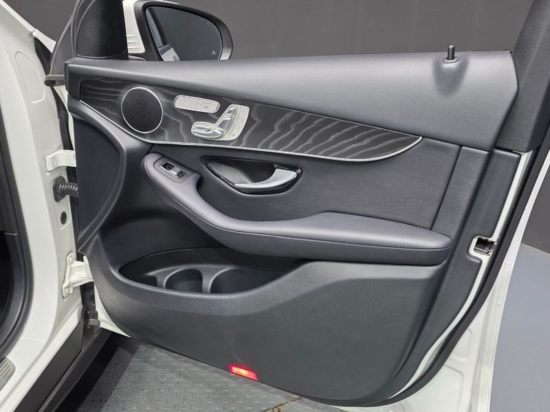 2019 Mercedes-Benz C-Class GCL300 4MATIC Coupe photo 24