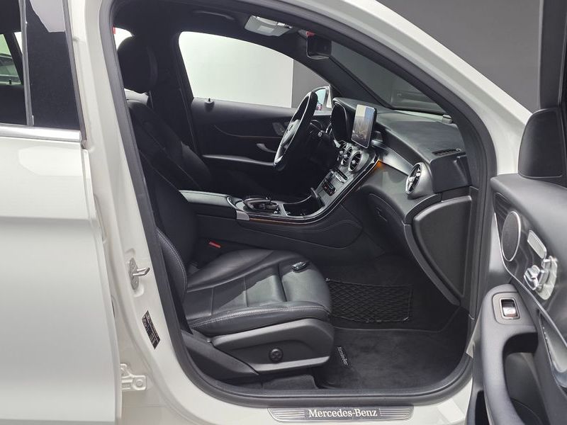2019 Mercedes-Benz C-Class GCL300 4MATIC Coupe photo 26