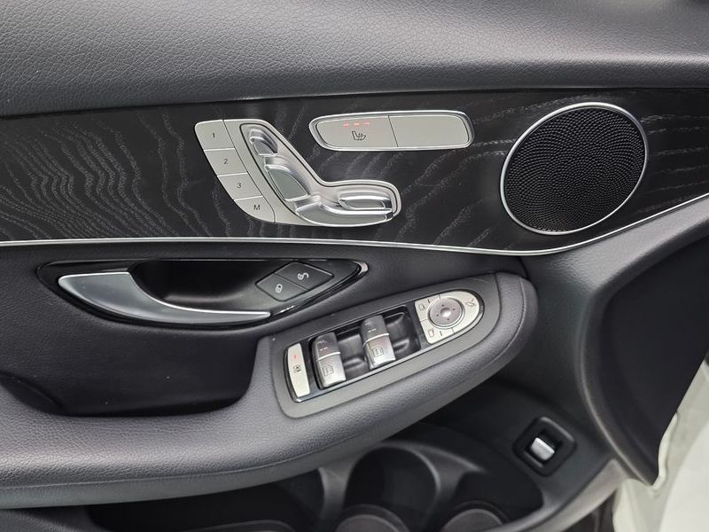 2019 Mercedes-Benz C-Class GCL300 4MATIC Coupe photo 28
