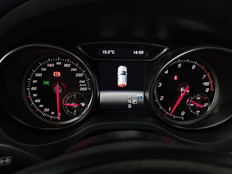 2019 Mercedes-Benz A-Class GLA220 photo 8