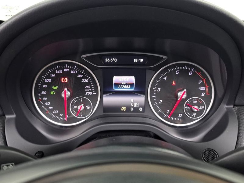 2016 Mercedes-Benz A-Class A200 photo 8