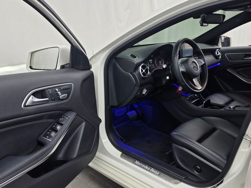 2016 Mercedes-Benz A-Class A200 photo 10