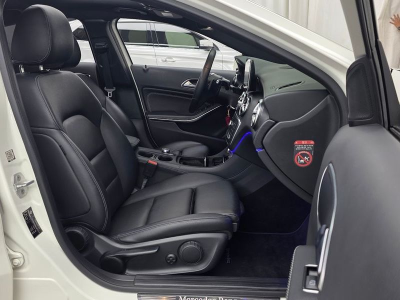 2016 Mercedes-Benz A-Class A200 photo 11