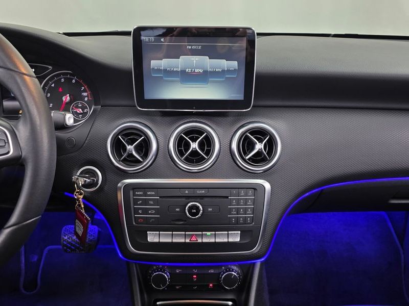 2016 Mercedes-Benz A-Class A200 photo 14