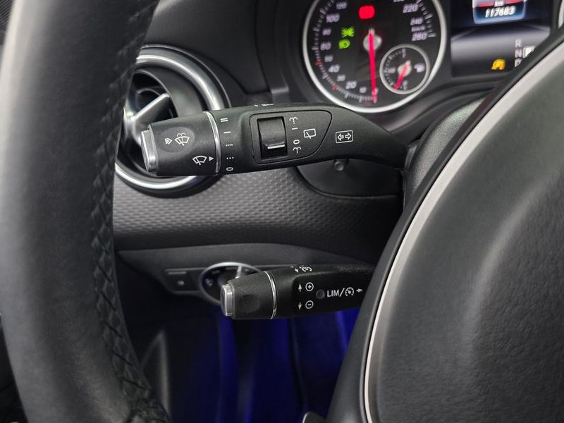 2016 Mercedes-Benz A-Class A200 photo 19