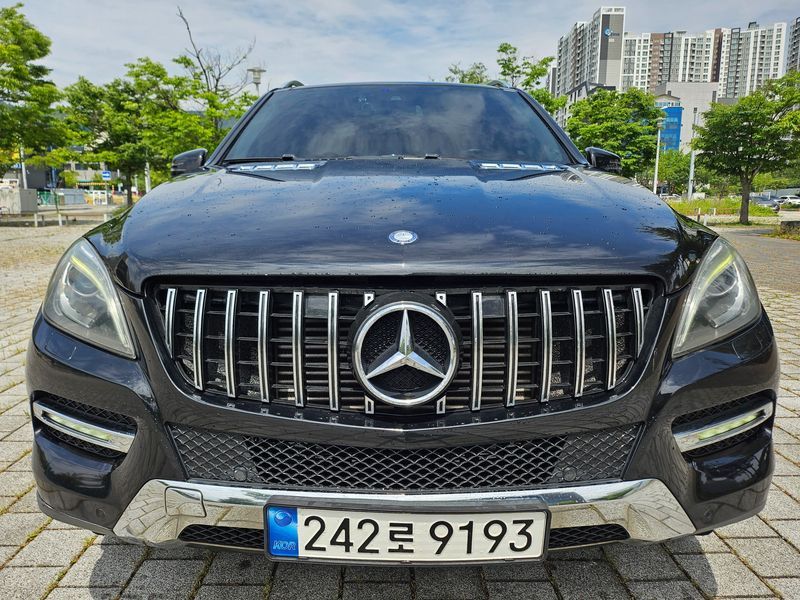 2013 Mercedes-Benz CLA ML350 BlueTEC 4MATIC photo 1