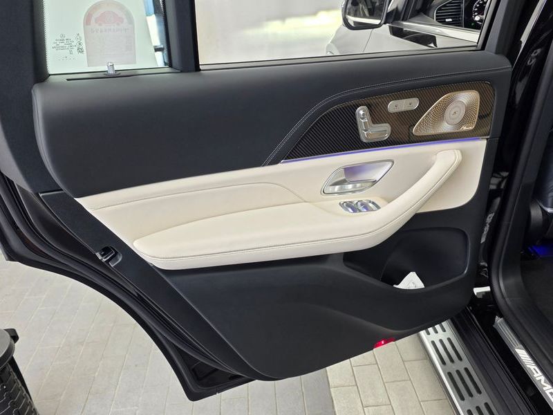2026 Mercedes-Benz S-Class AMG GLS63 4MATIC+ photo 25