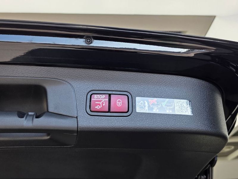 2026 Mercedes-Benz S-Class AMG GLS63 4MATIC+ photo 28