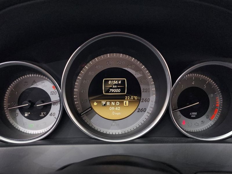 2012 Mercedes-Benz C-Class C200 CGI AVANTGARDE photo 8