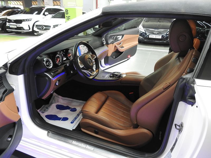 2018 Mercedes-Benz E-Class E220d Cabriolet photo 13
