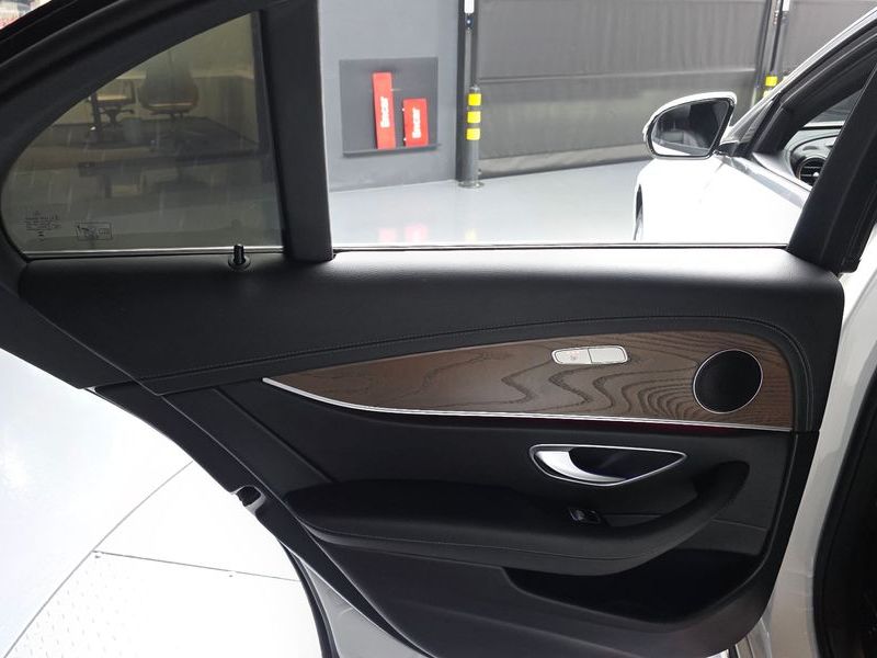 2023 Mercedes-Benz E-Class E250 Exclusive photo 25