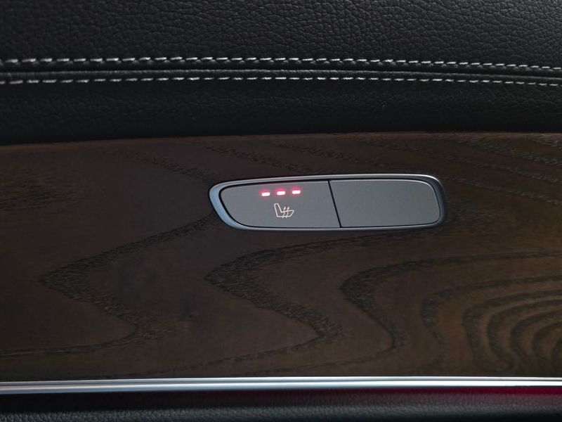 2023 Mercedes-Benz E-Class E250 Exclusive photo 27