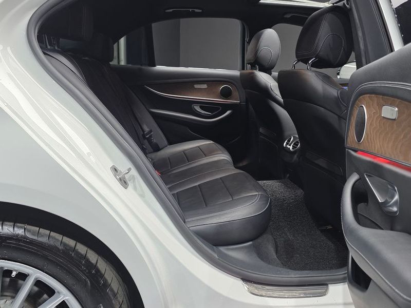 2022 Mercedes-Benz E-Class E250 Exclusive photo 11
