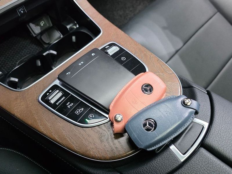 2022 Mercedes-Benz E-Class E250 Exclusive photo 16
