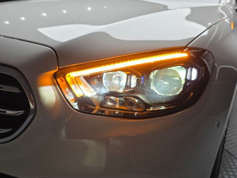 2022 Mercedes-Benz E-Class E250 Exclusive photo 22