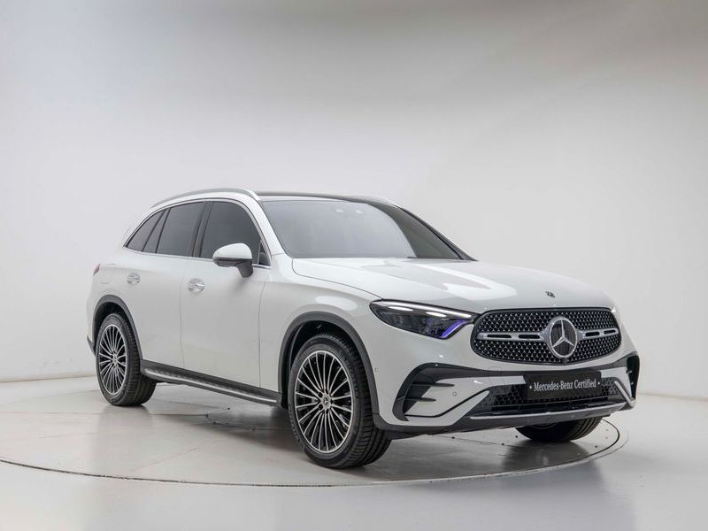 2026 Mercedes-Benz C-Class GLC300 4MATIC AMG Line photo 18