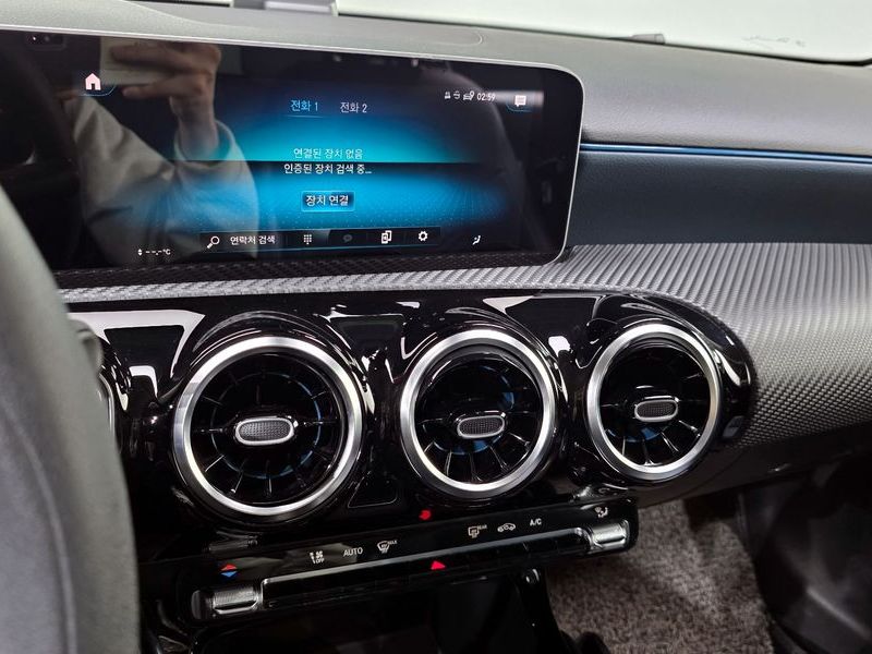 2019 Mercedes-Benz A-Class A220 Hatchback photo 14
