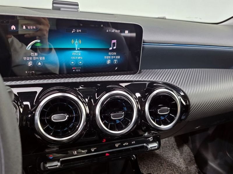 2019 Mercedes-Benz A-Class A220 Hatchback photo 15