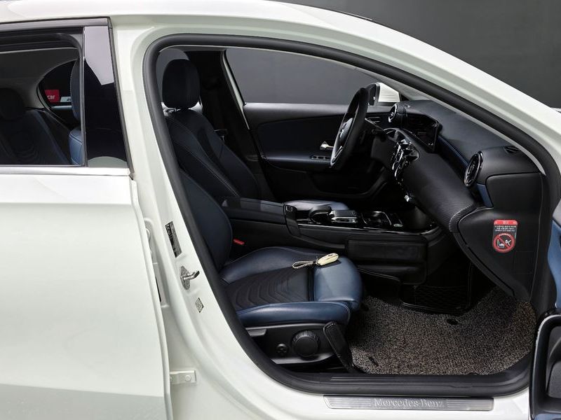 2019 Mercedes-Benz A-Class A220 Hatchback photo 26