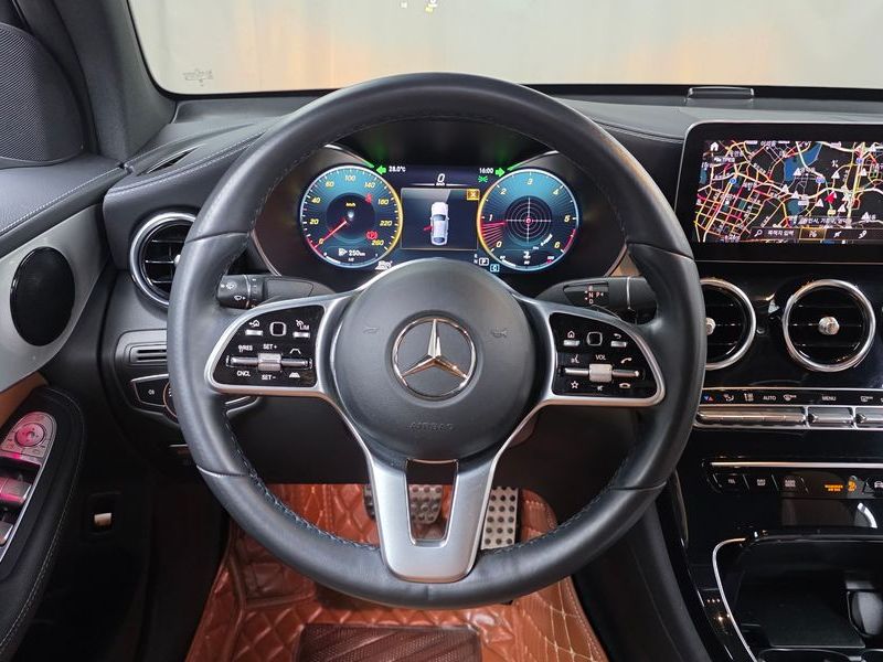 2022 Mercedes-Benz C-Class GLC220 d 4MATIC Coupe photo 14