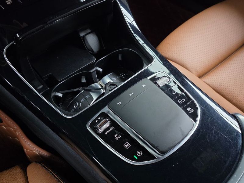 2022 Mercedes-Benz C-Class GLC220 d 4MATIC Coupe photo 17
