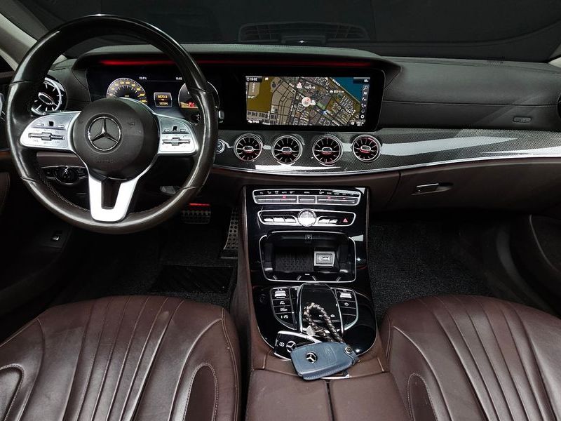 2019 Mercedes-Benz S-Class CLS300d AMG Line photo 7