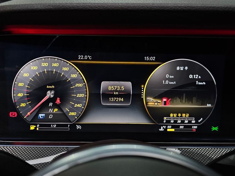 2019 Mercedes-Benz S-Class CLS300d AMG Line photo 8