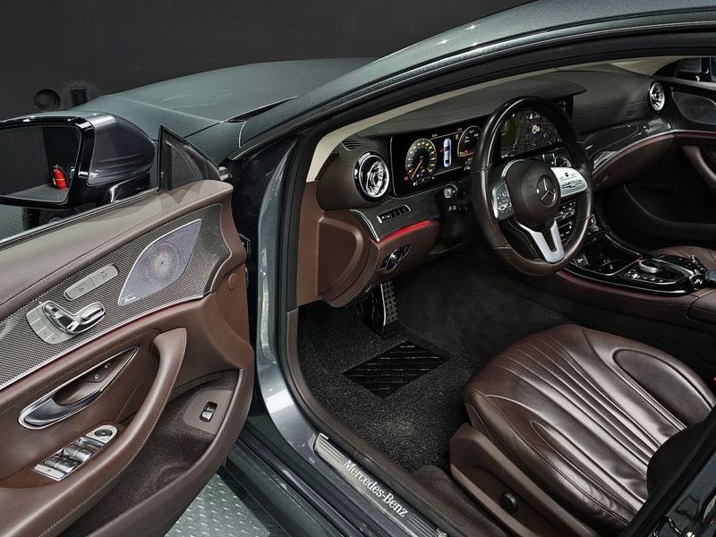 2019 Mercedes-Benz S-Class CLS300d AMG Line photo 10