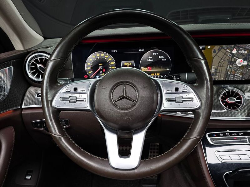 2019 Mercedes-Benz S-Class CLS300d AMG Line photo 13