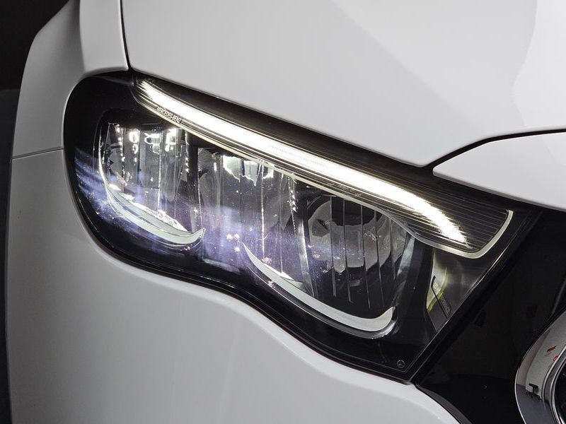 2026 Mercedes-Benz E-Class E200 Avantgarde photo 22