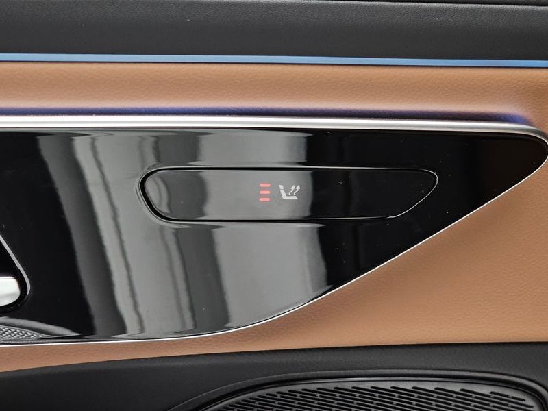 2026 Mercedes-Benz E-Class E200 Avantgarde photo 28