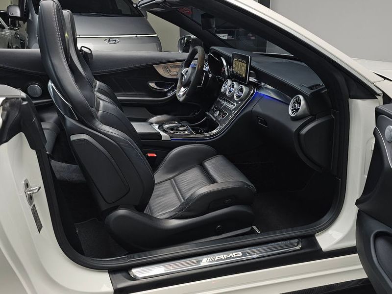 2017 Mercedes-Benz C-Class C63 AMG Cabriolet photo 26